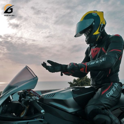 Găng tay moto chống nước đi mưa an toàn